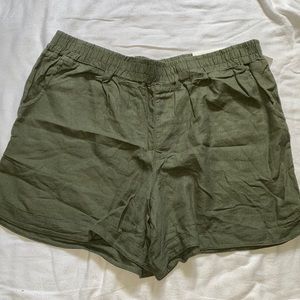 Women’s Maurice’s shorts